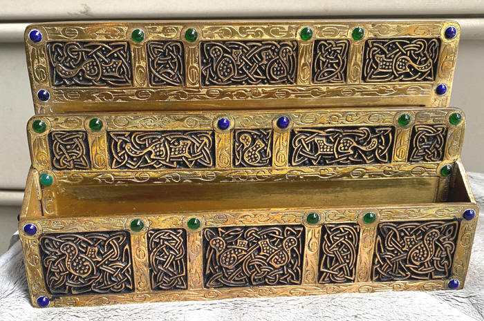 tiffany ninth century rack