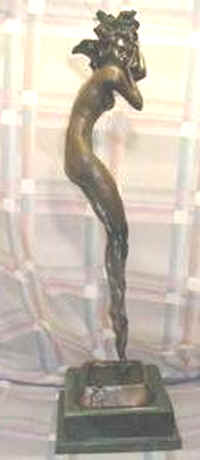 fakebronze.bmp (276056 bytes)