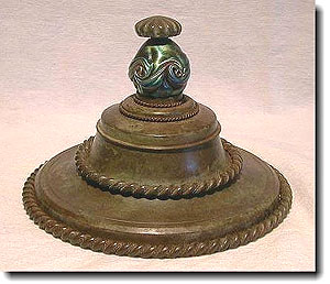 inkwell.jpg (31716 bytes)